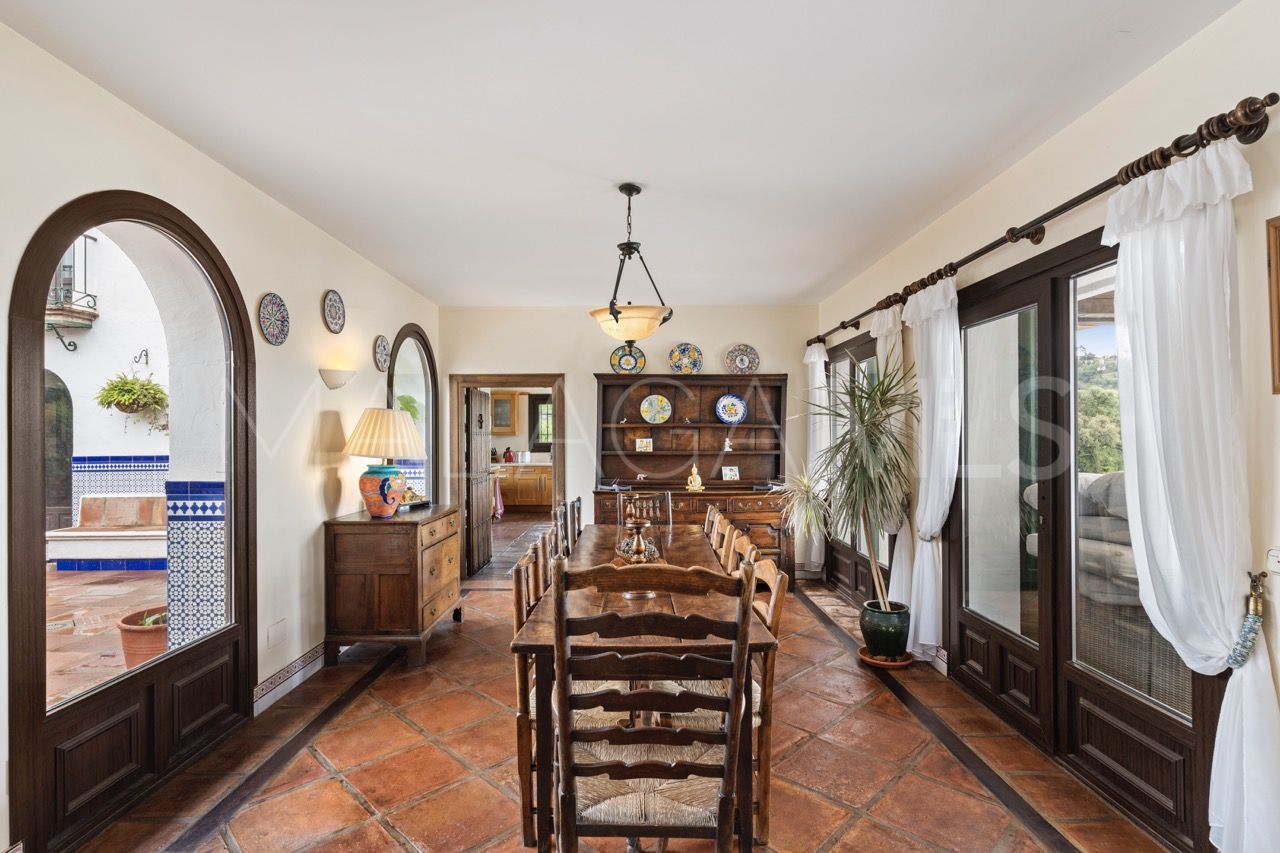 Finca for sale in Istan