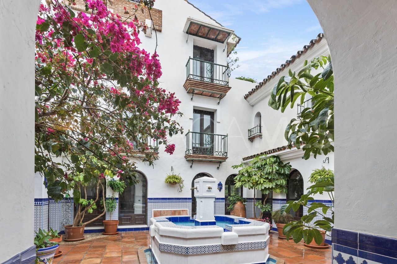 Finca for sale in Istan