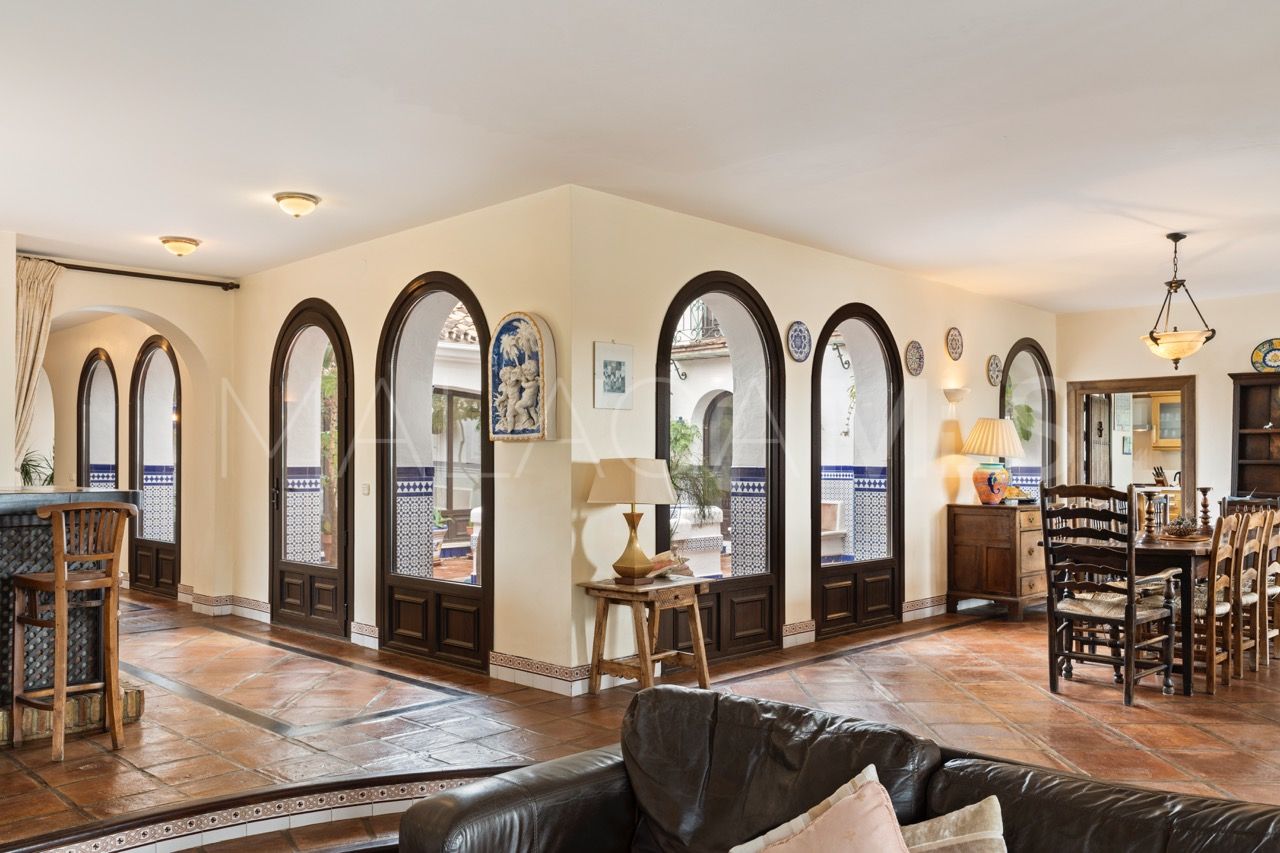 Finca for sale in Istan