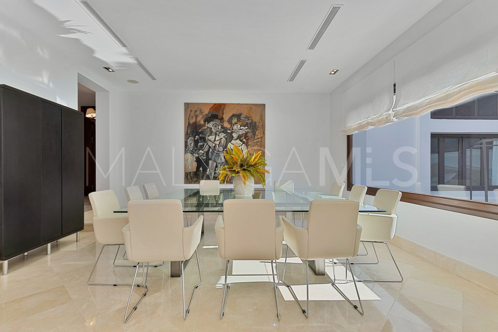Villa for sale in Guadalmina Alta