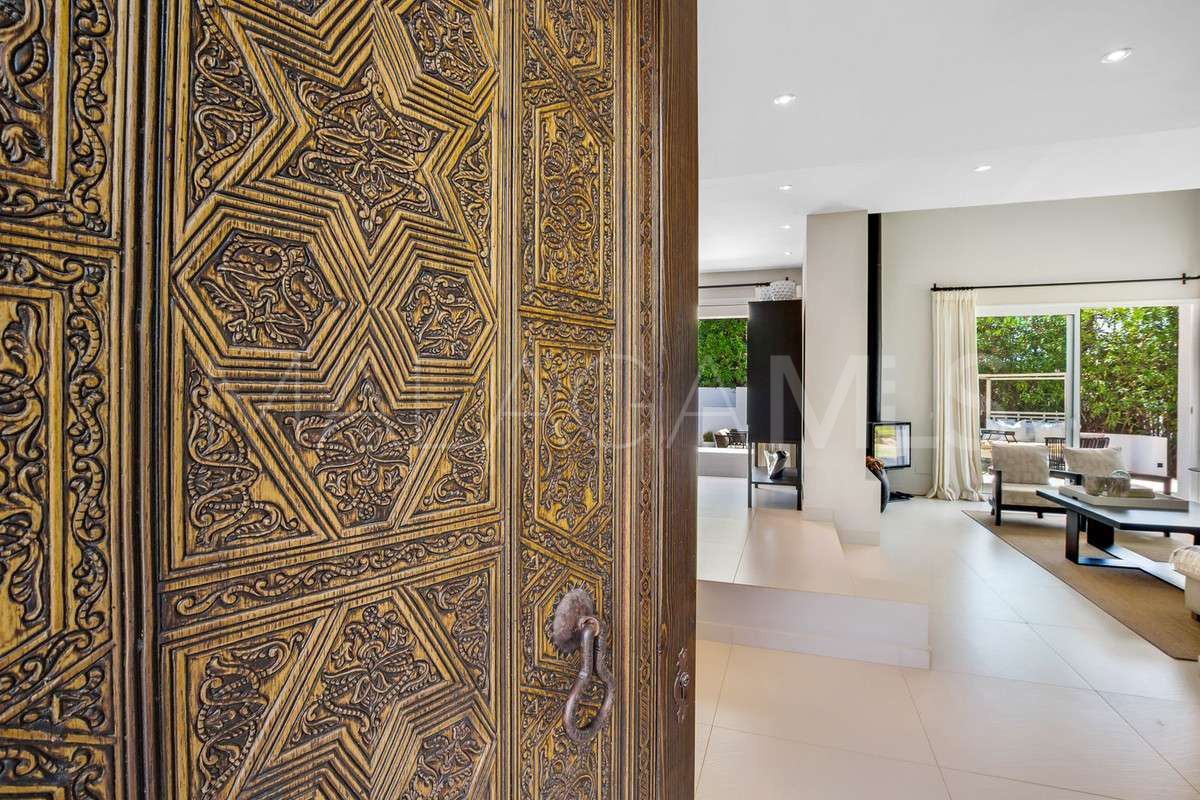 Villa for sale in Marbella Country Club