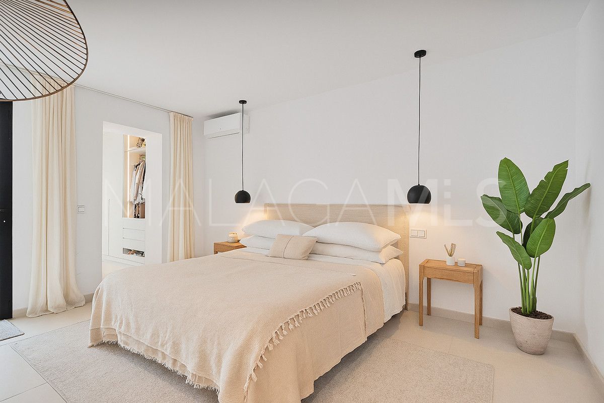 Markplanslägenhet for sale in Estepona Stad