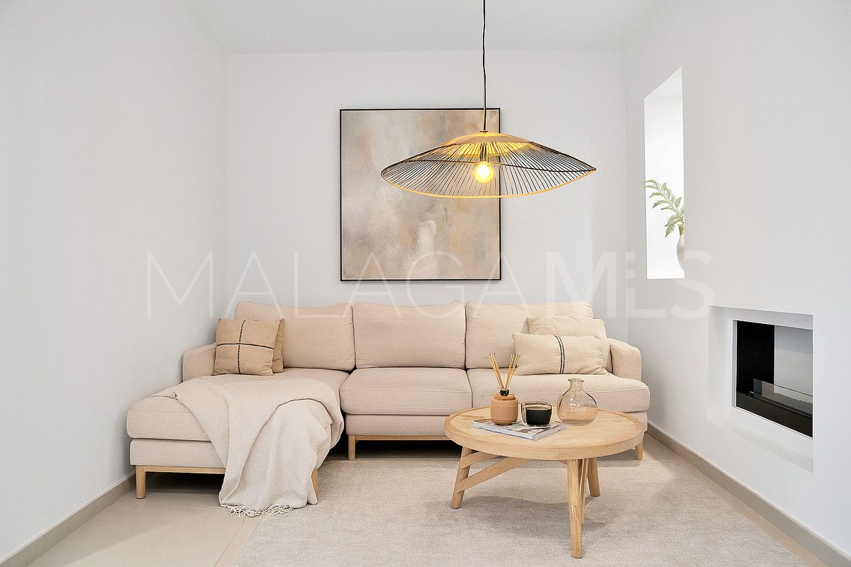 Markplanslägenhet for sale in Estepona Stad