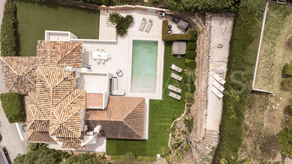 Villa for sale in Los Naranjos Hill Club