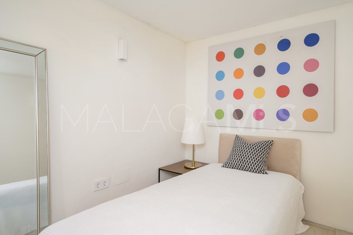 Villa for sale in Los Naranjos Hill Club
