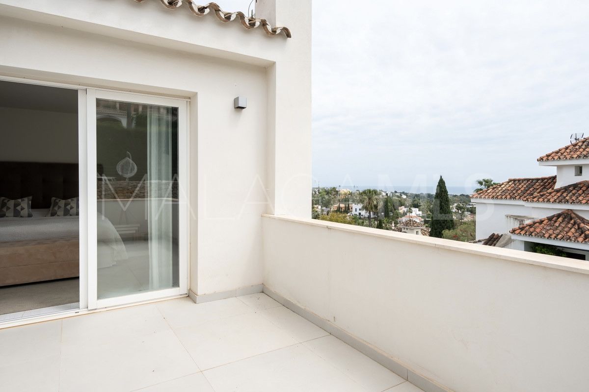 Villa for sale in Los Naranjos Hill Club