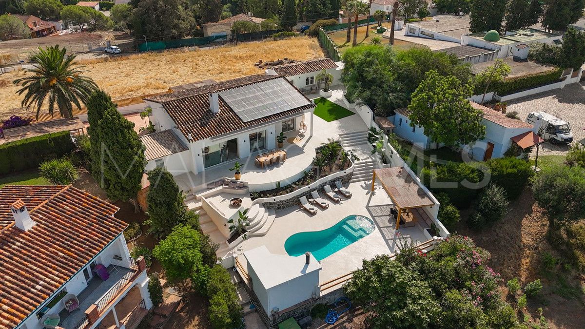 Villa for sale in Guadalmina Alta
