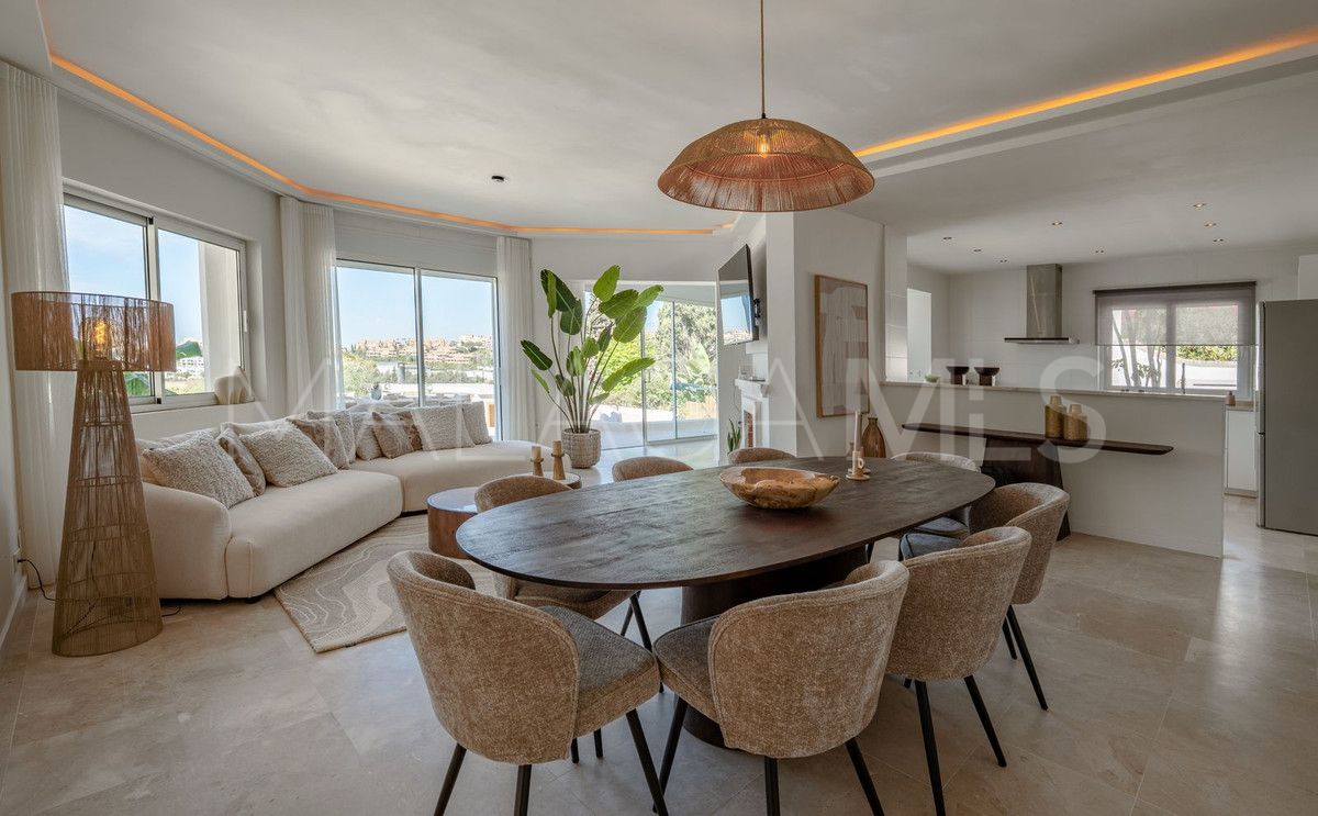 Villa for sale in Guadalmina Alta