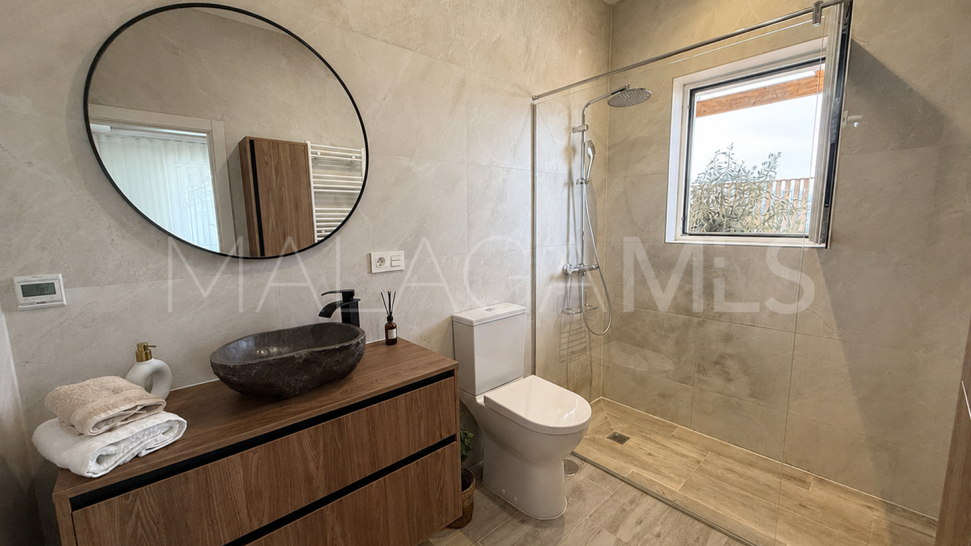 Villa for sale in Guadalmina Alta