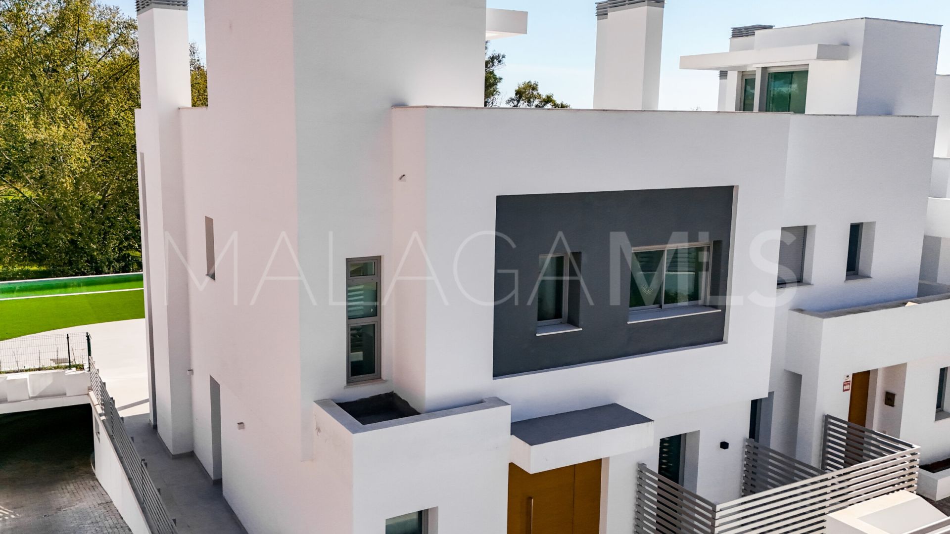 Parvilla for sale in Alta Vista