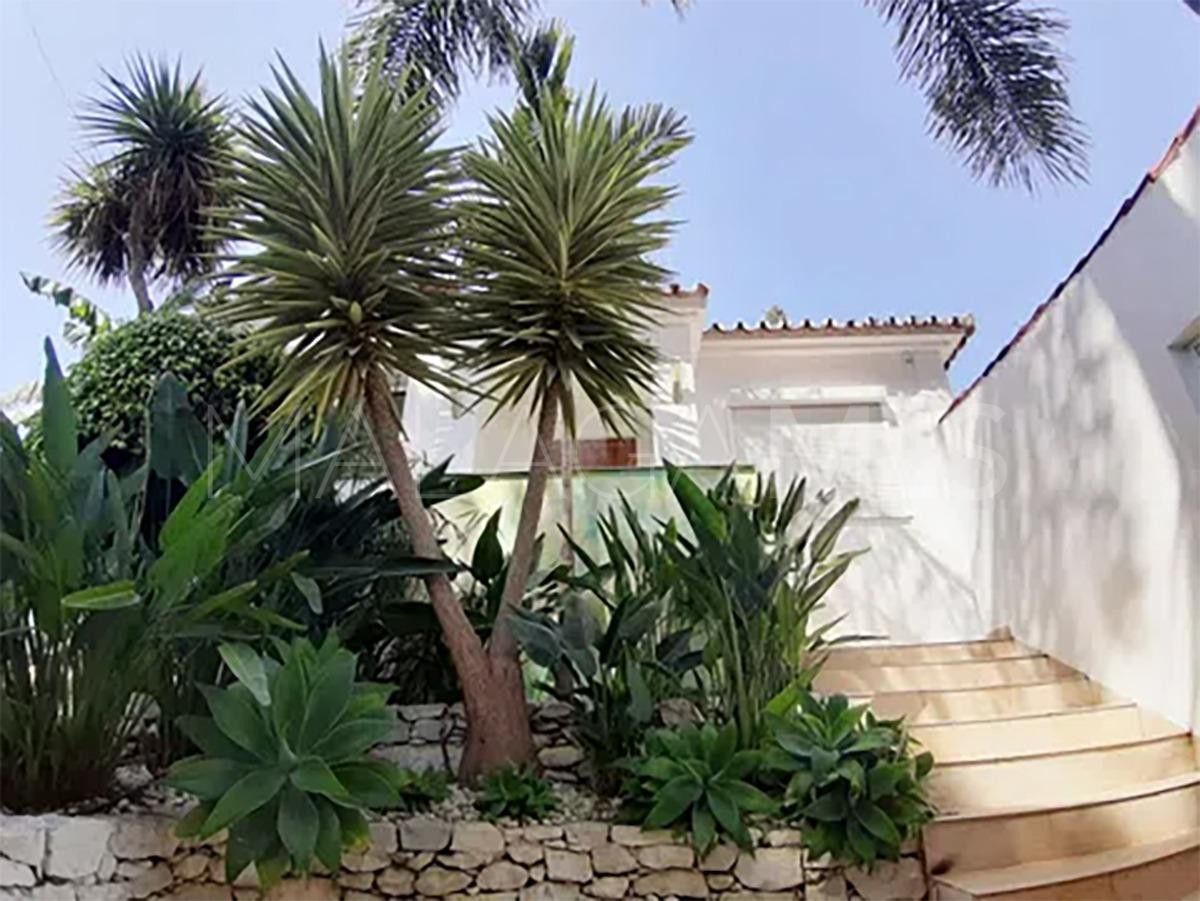 Nueva Andalucia 3 bedrooms villa for sale