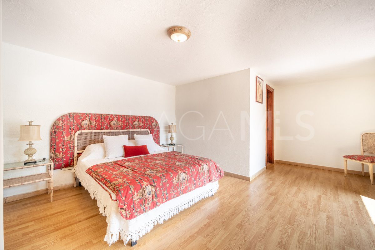 Villa for sale in El Rosario
