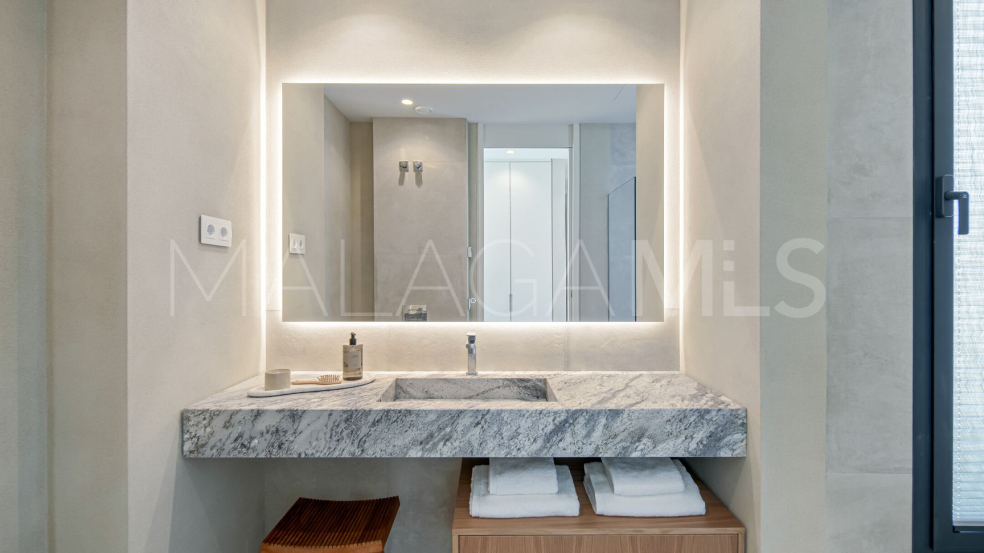 El Campanario 4 bedrooms villa for sale