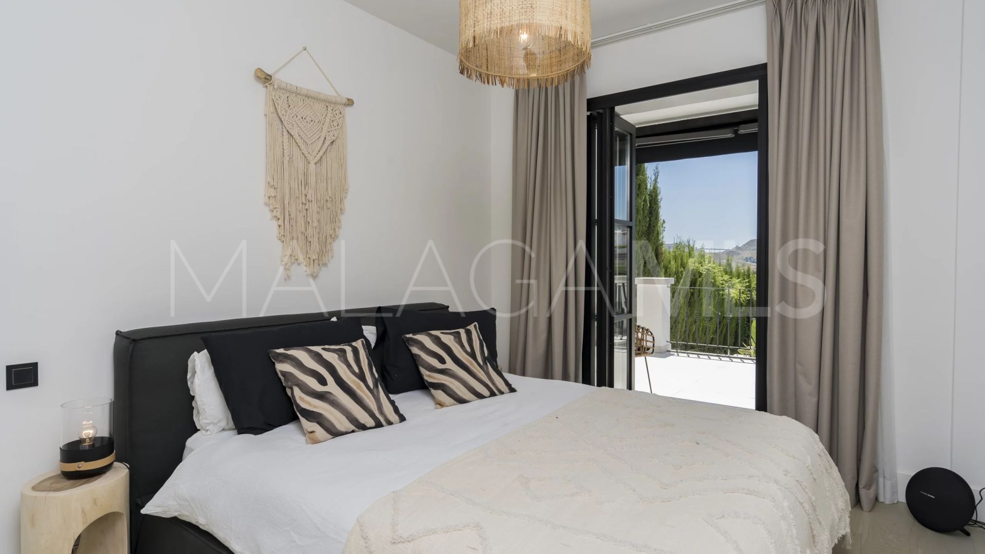 For sale Puerto del Capitan villa