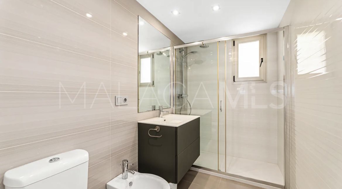 For sale villa in Las Chapas