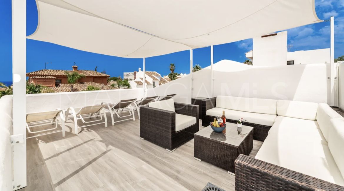 For sale villa in Las Chapas