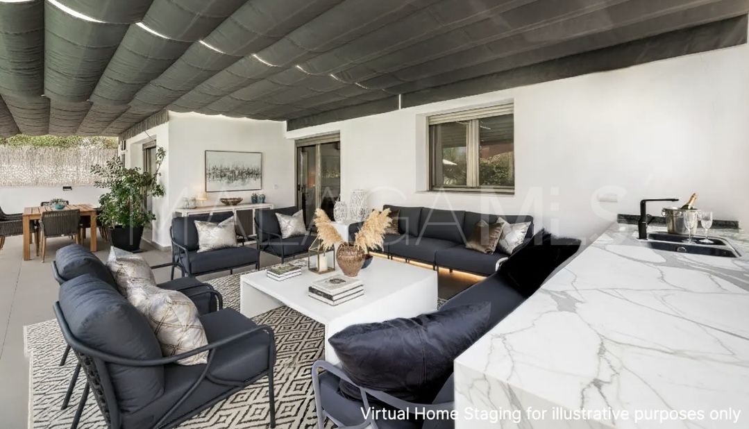 For sale villa in Las Chapas