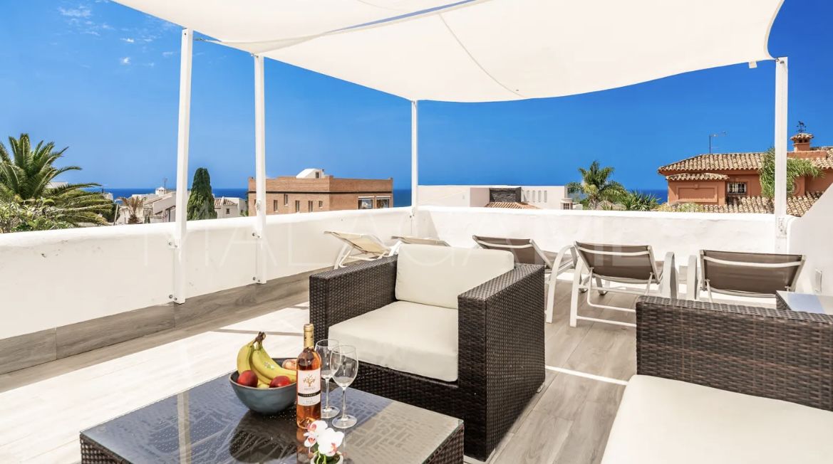 For sale villa in Las Chapas