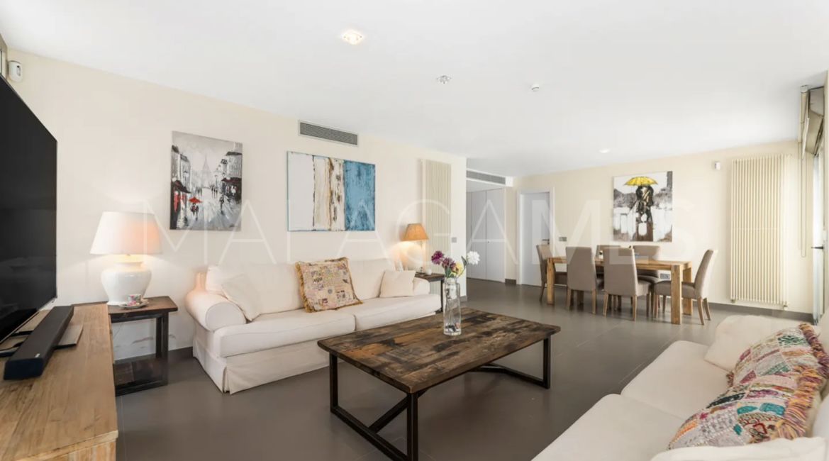 For sale villa in Las Chapas