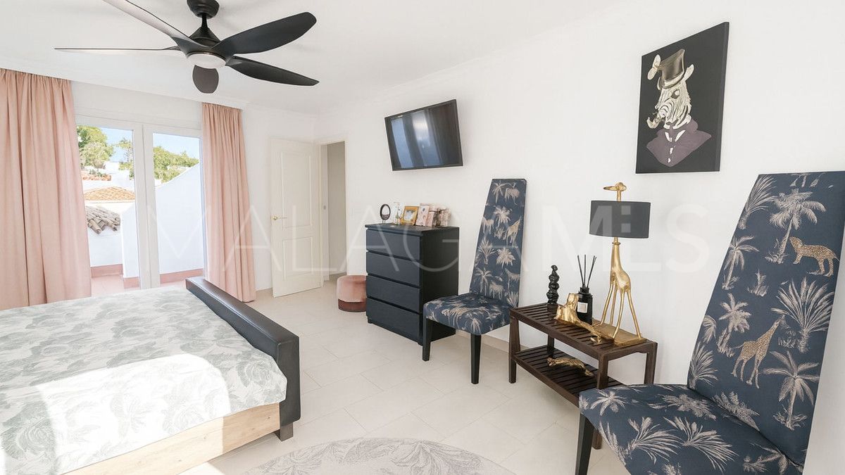 Buy El Rosario 4 bedrooms villa