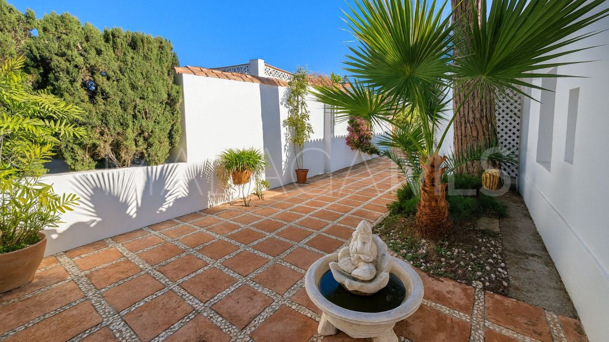Buy El Rosario 4 bedrooms villa