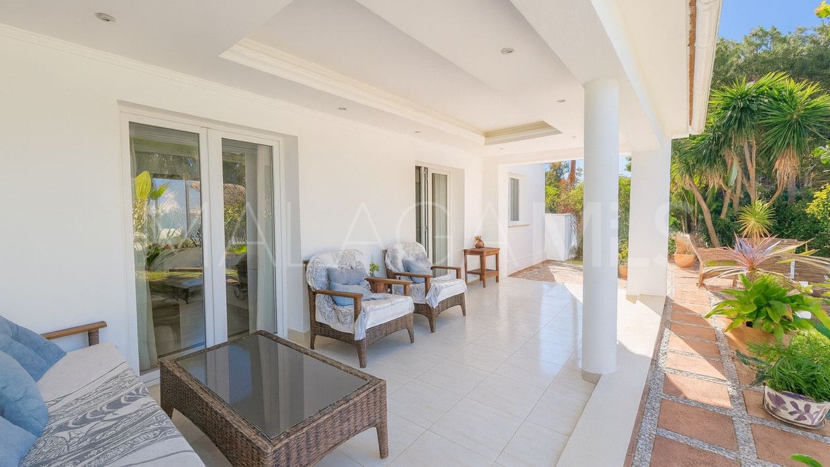 Buy El Rosario 4 bedrooms villa