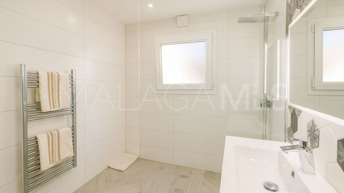 Buy El Rosario 4 bedrooms villa