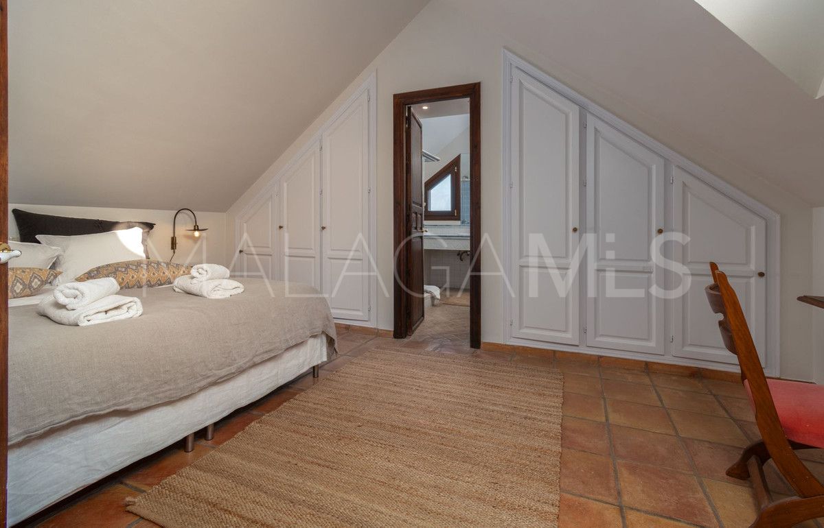 Villa for sale in Linda Vista Alta