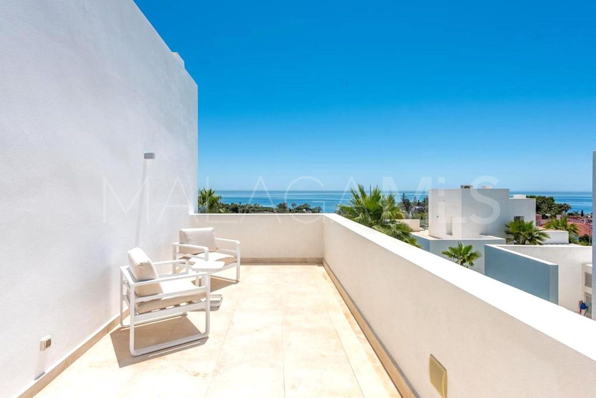 Villa for sale in Rio Real