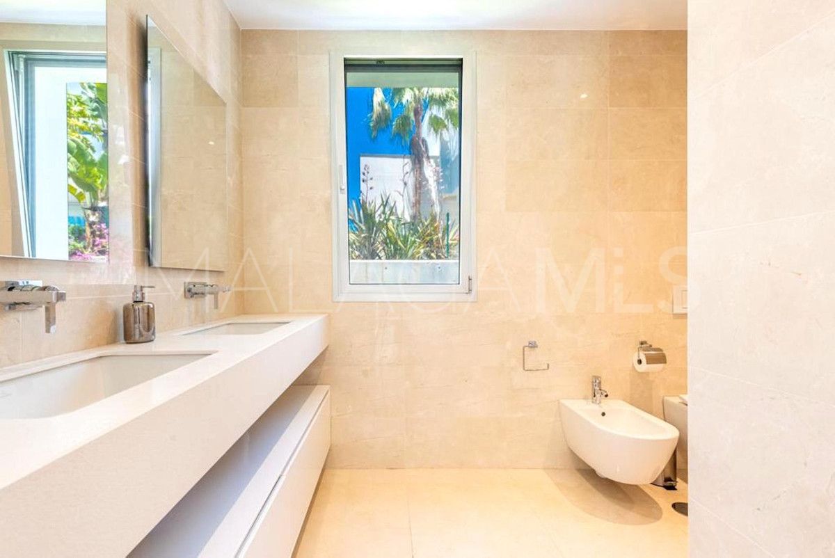 Villa for sale in Rio Real