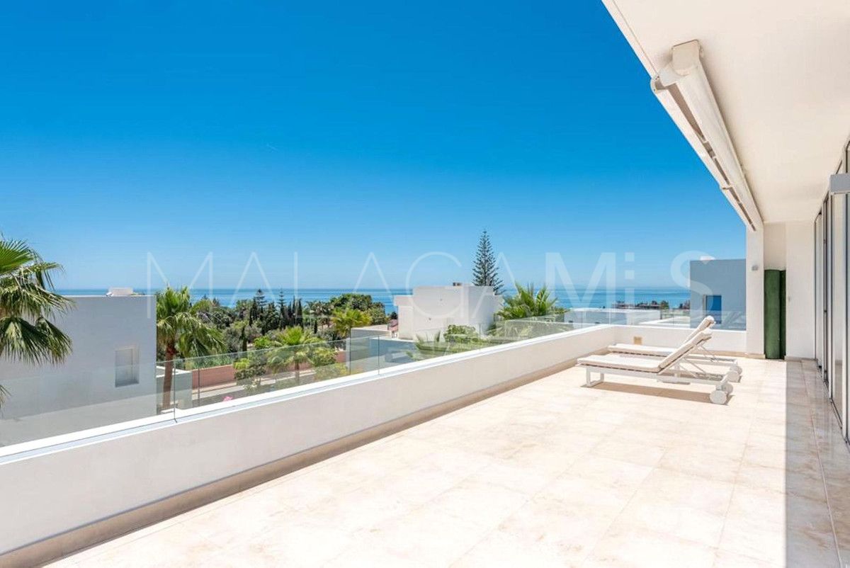 Villa for sale in Rio Real