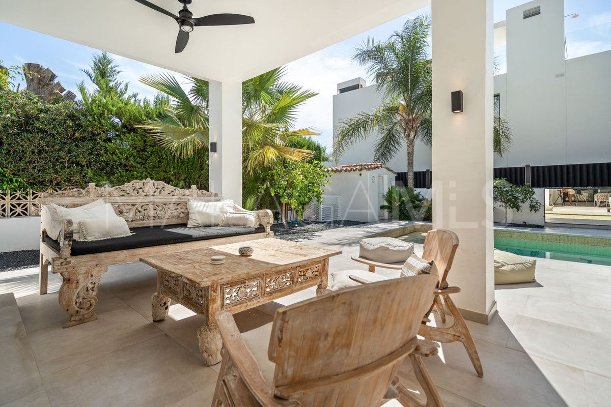Villa a la venta in Marbesa