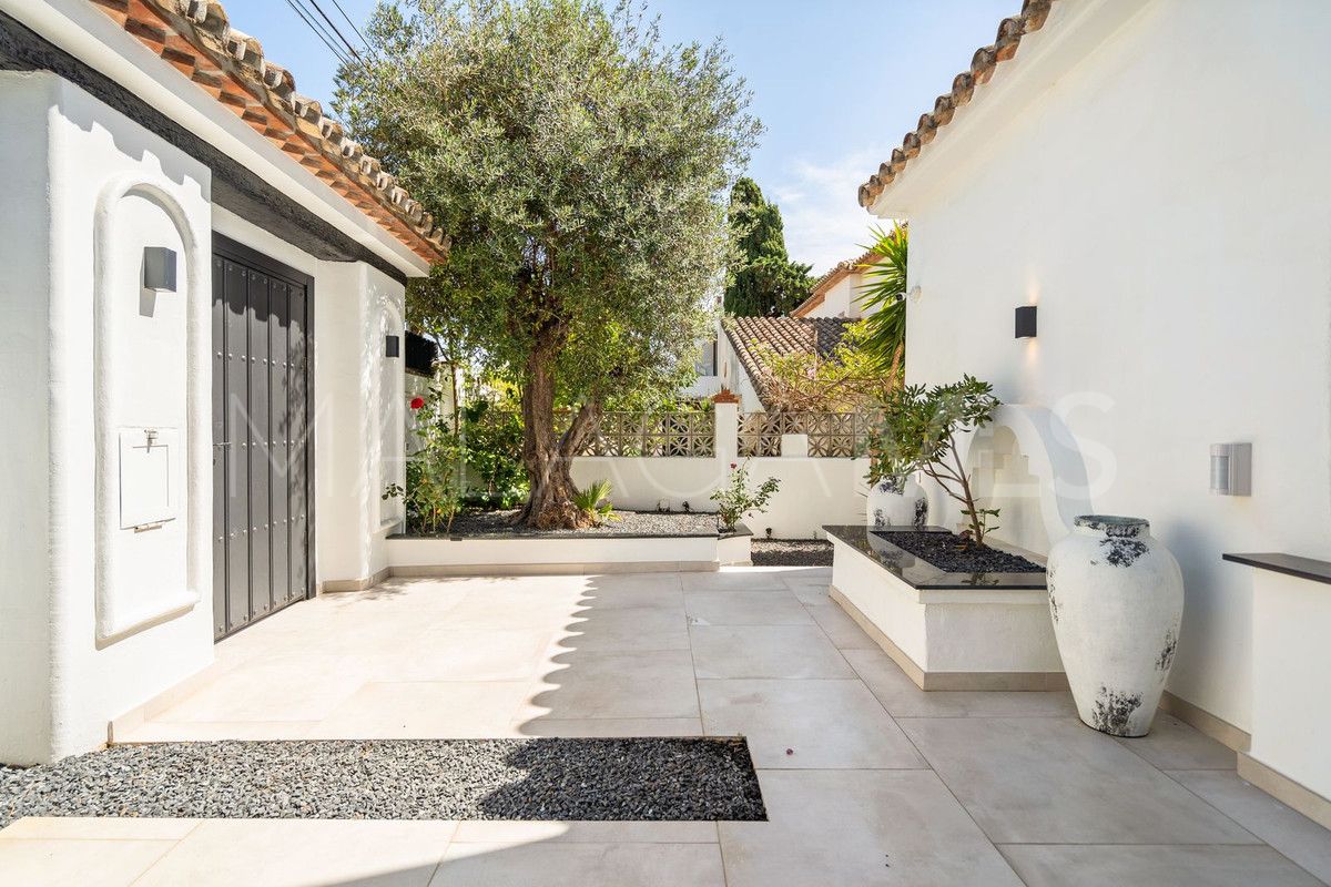 Villa a la venta in Marbesa