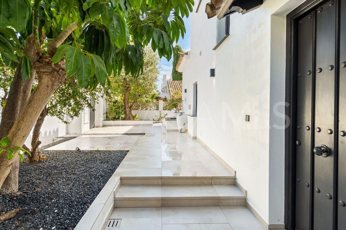 Villa a la venta in Marbesa
