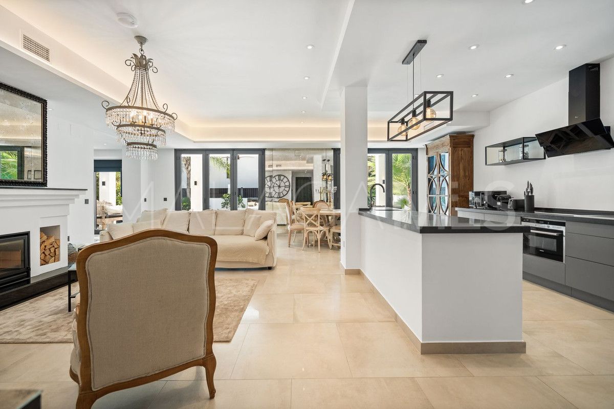 Villa a la venta in Marbesa