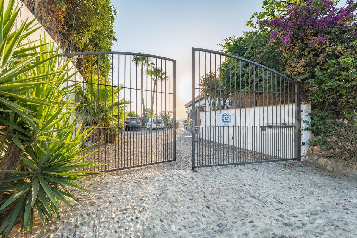 Villa with 4 bedrooms for sale in Alhaurin el Grande