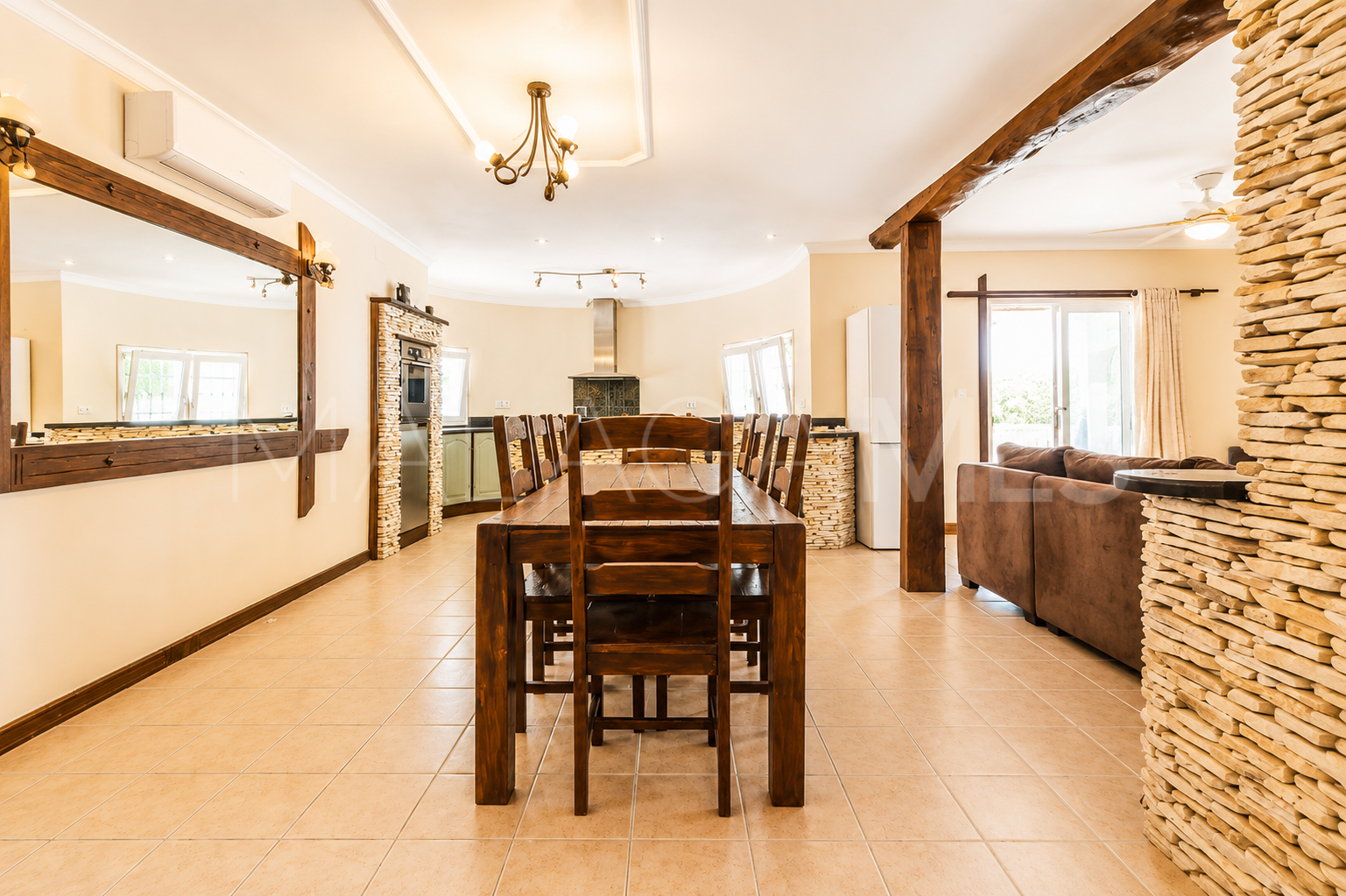 Villa for sale in El Chaparral