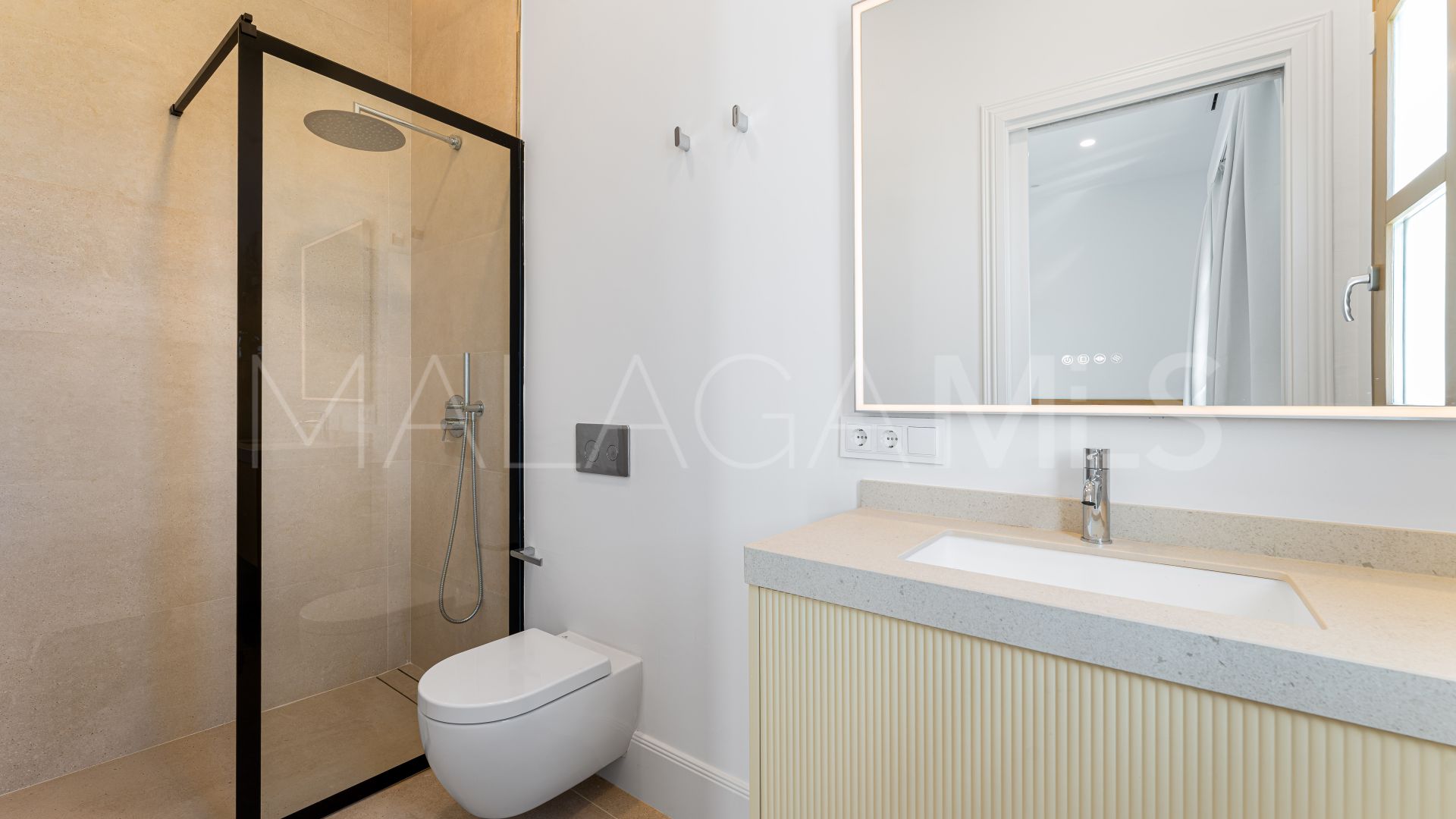 Villa for sale in Valle Romano
