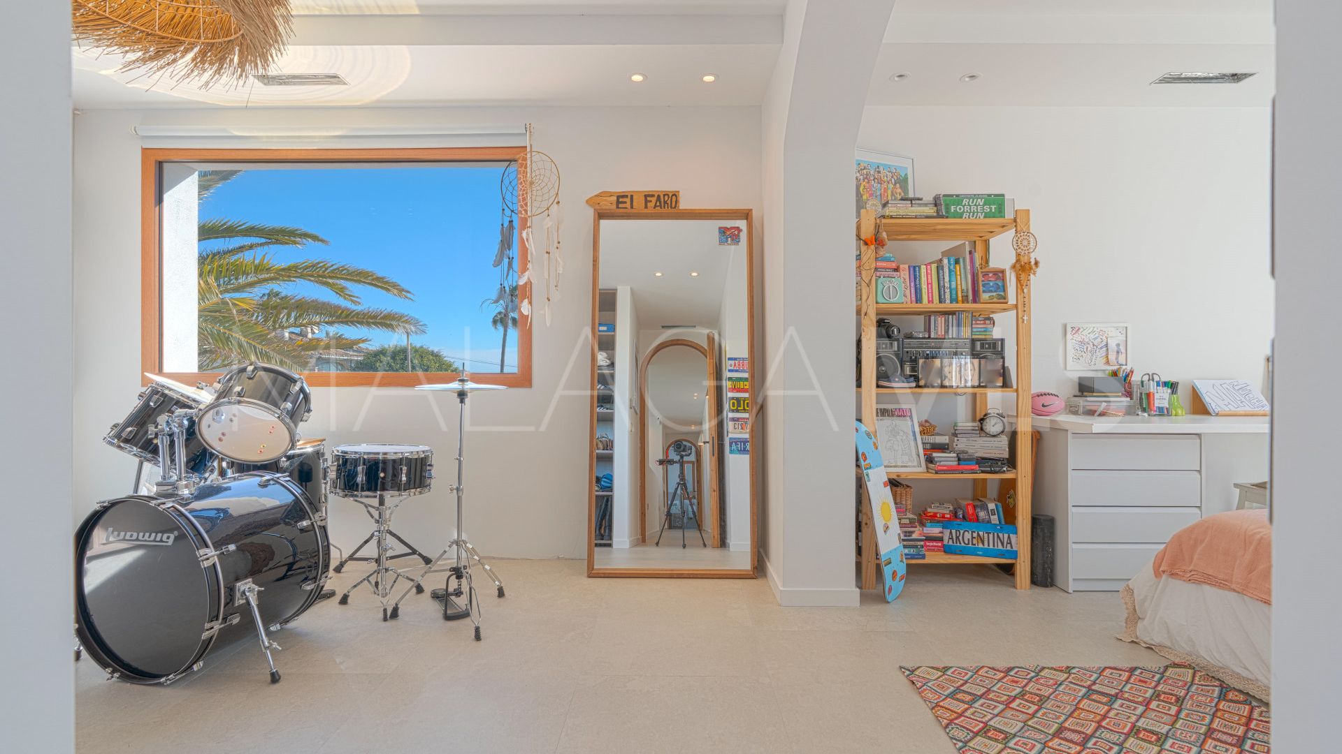 Villa for sale in El Faro