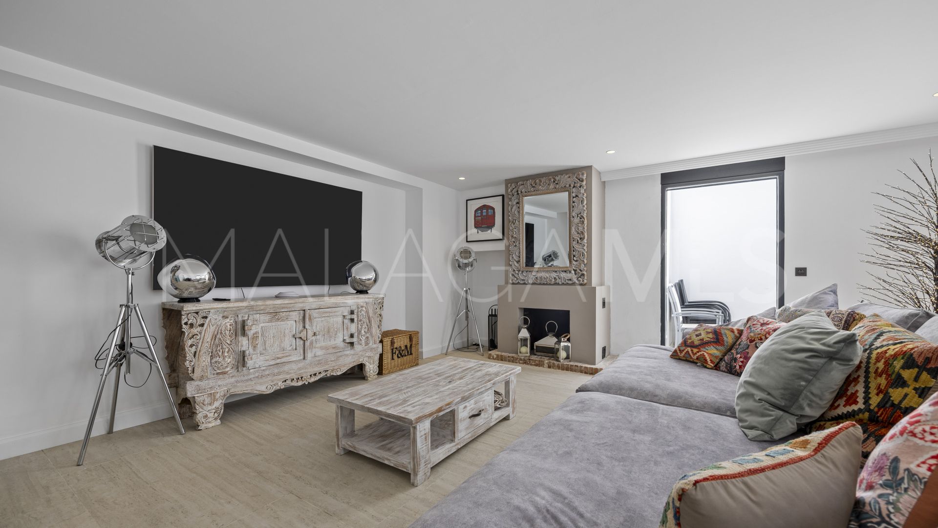 Villa for sale in Guadalmina Alta