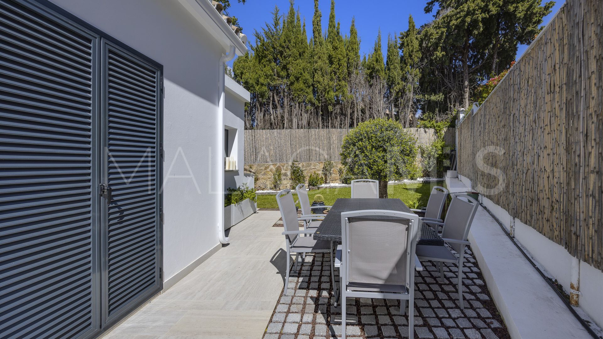 Villa for sale in Guadalmina Alta