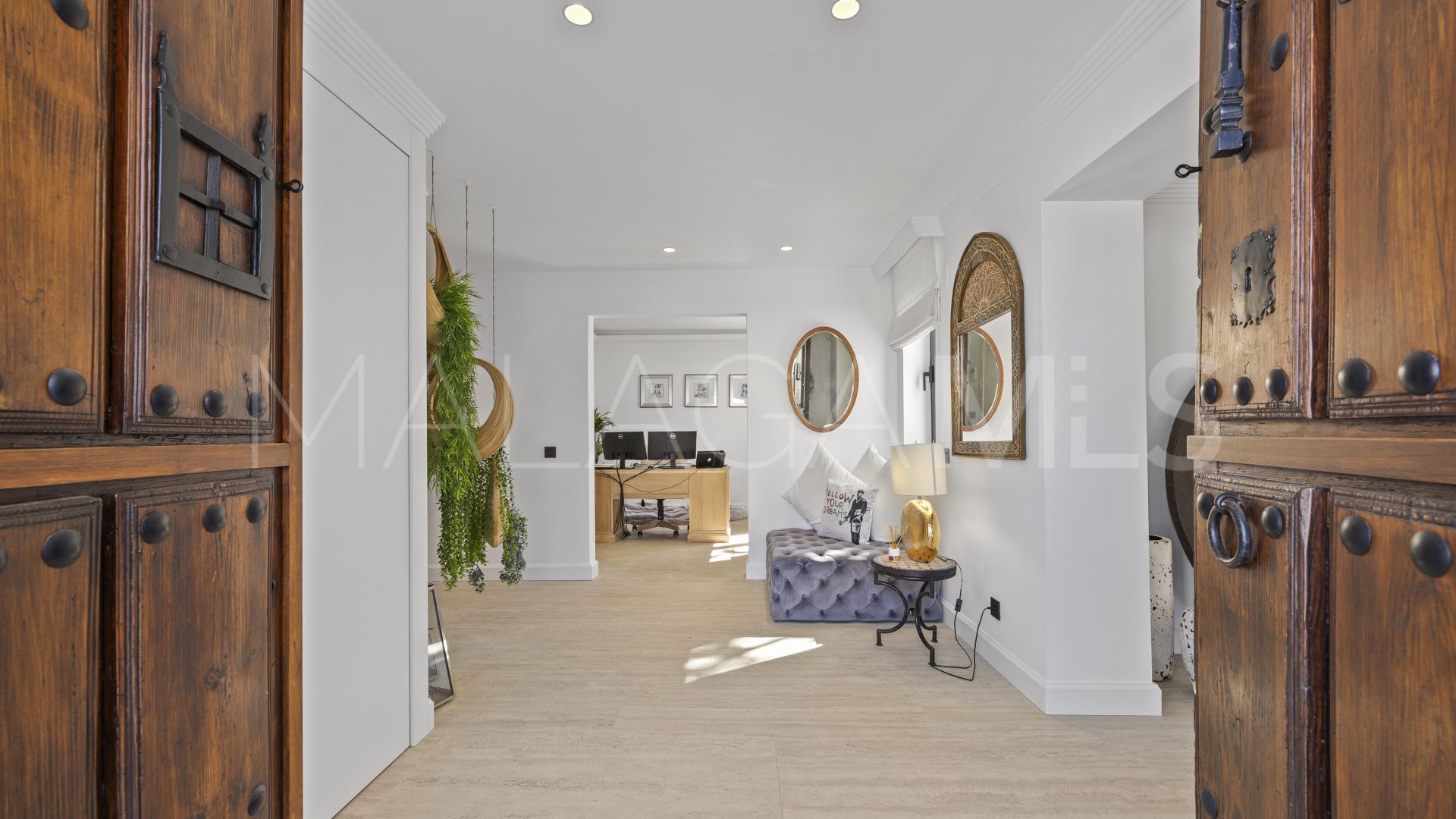 Villa for sale in Guadalmina Alta