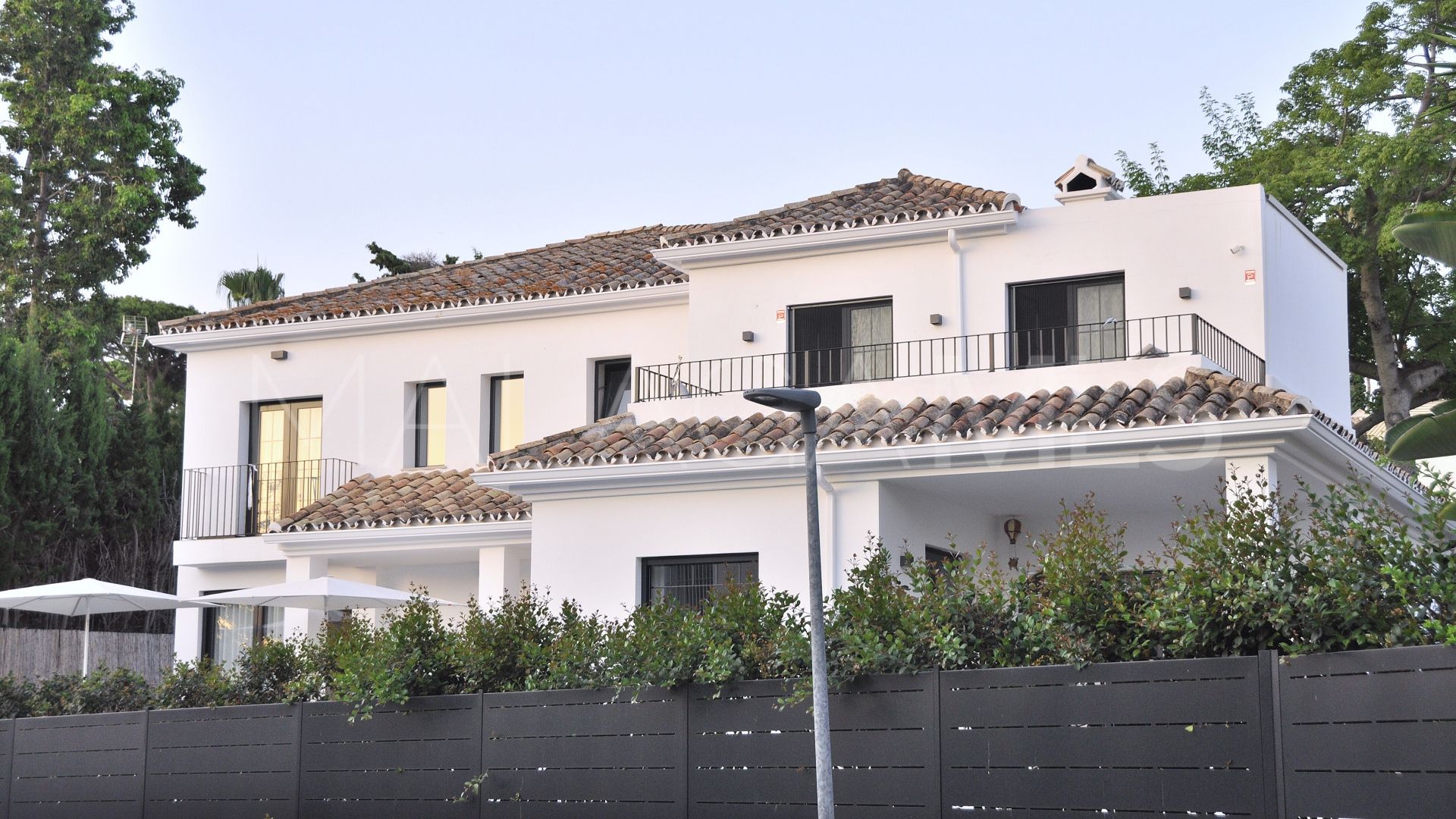 Villa for sale in Guadalmina Alta