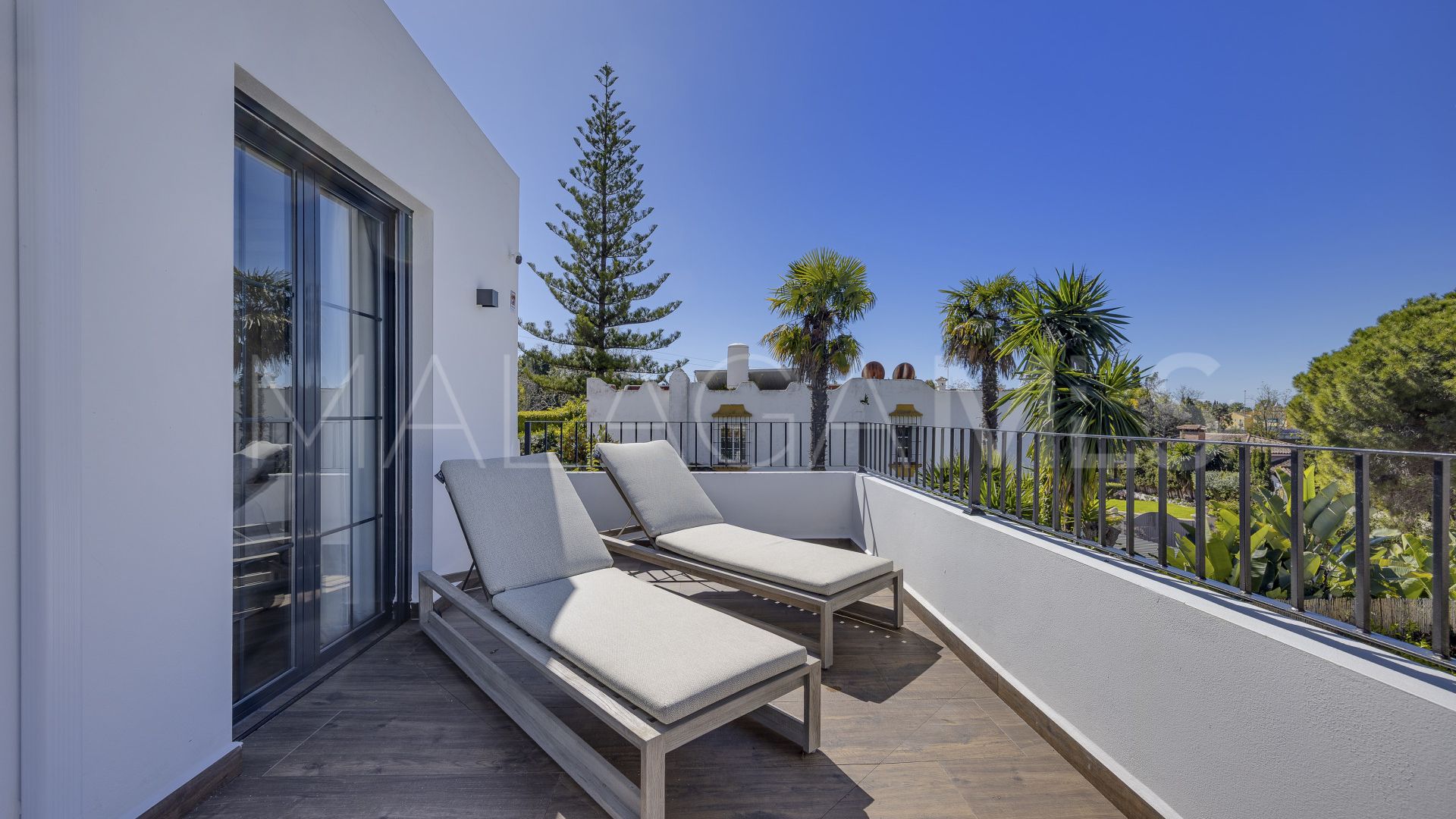 Villa for sale in Guadalmina Alta