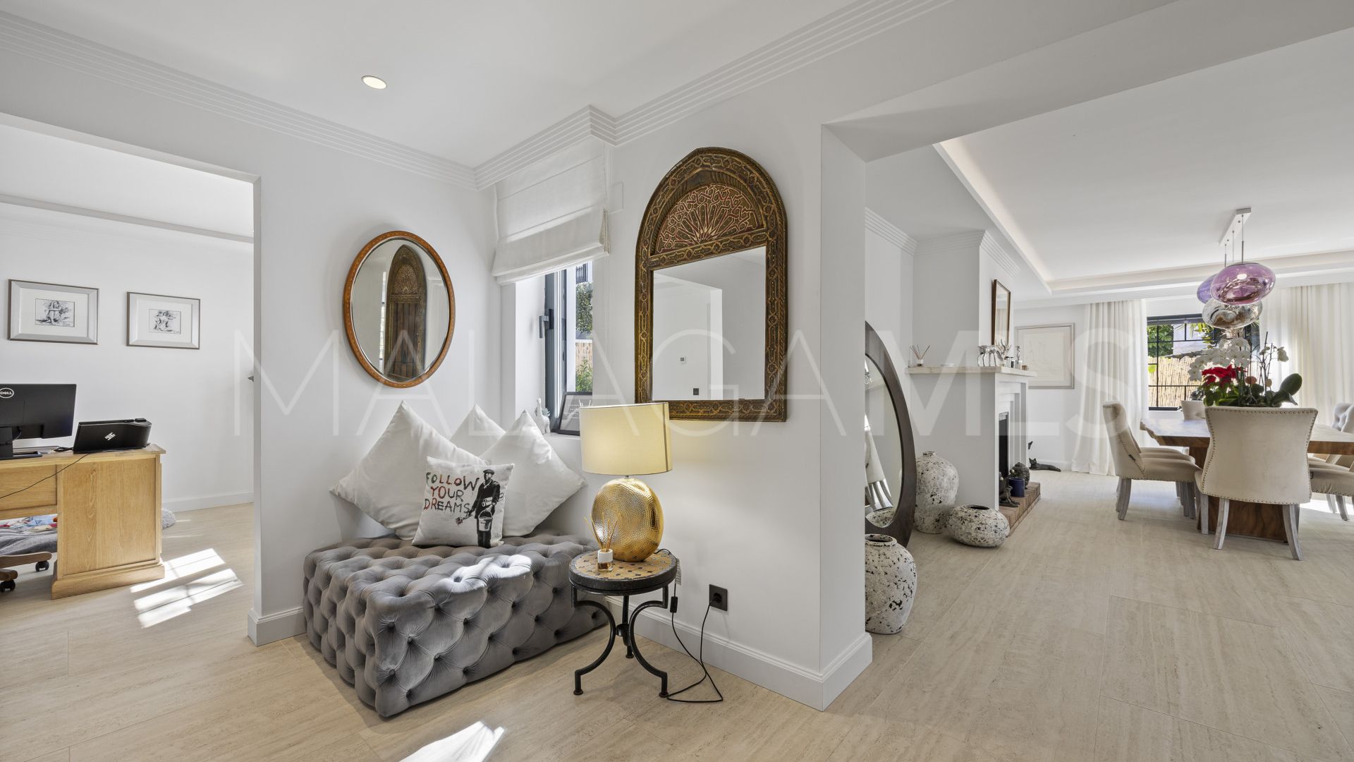 Villa for sale in Guadalmina Alta