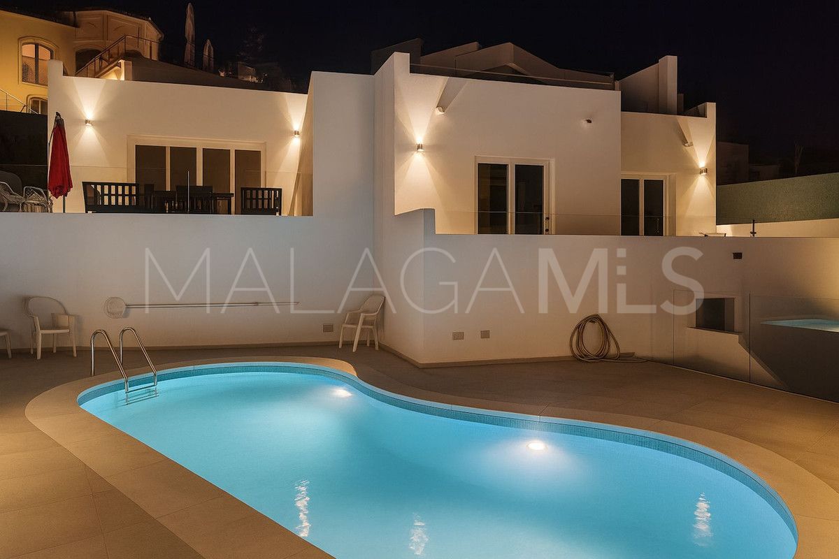 For sale 3 bedrooms villa in Cala de Mijas