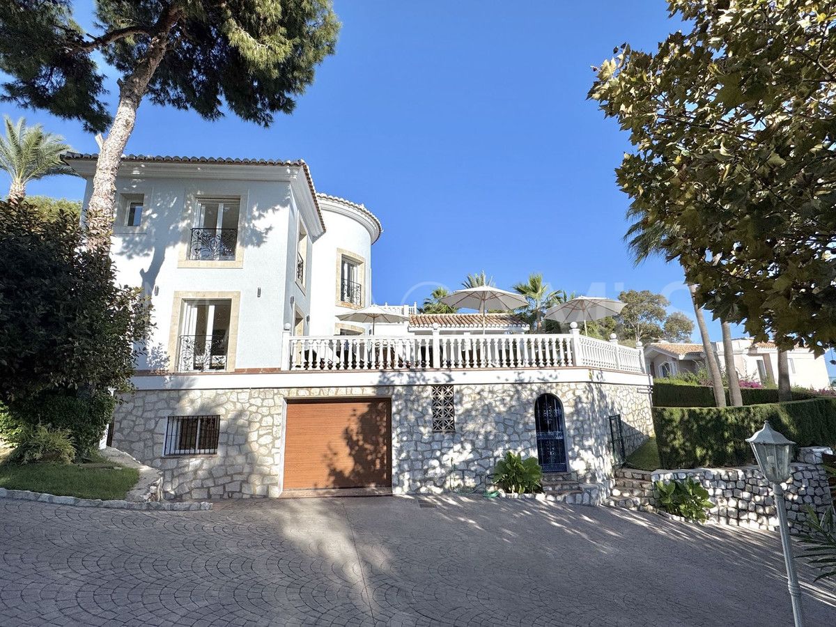 For sale Cala de Mijas 5 bedrooms villa