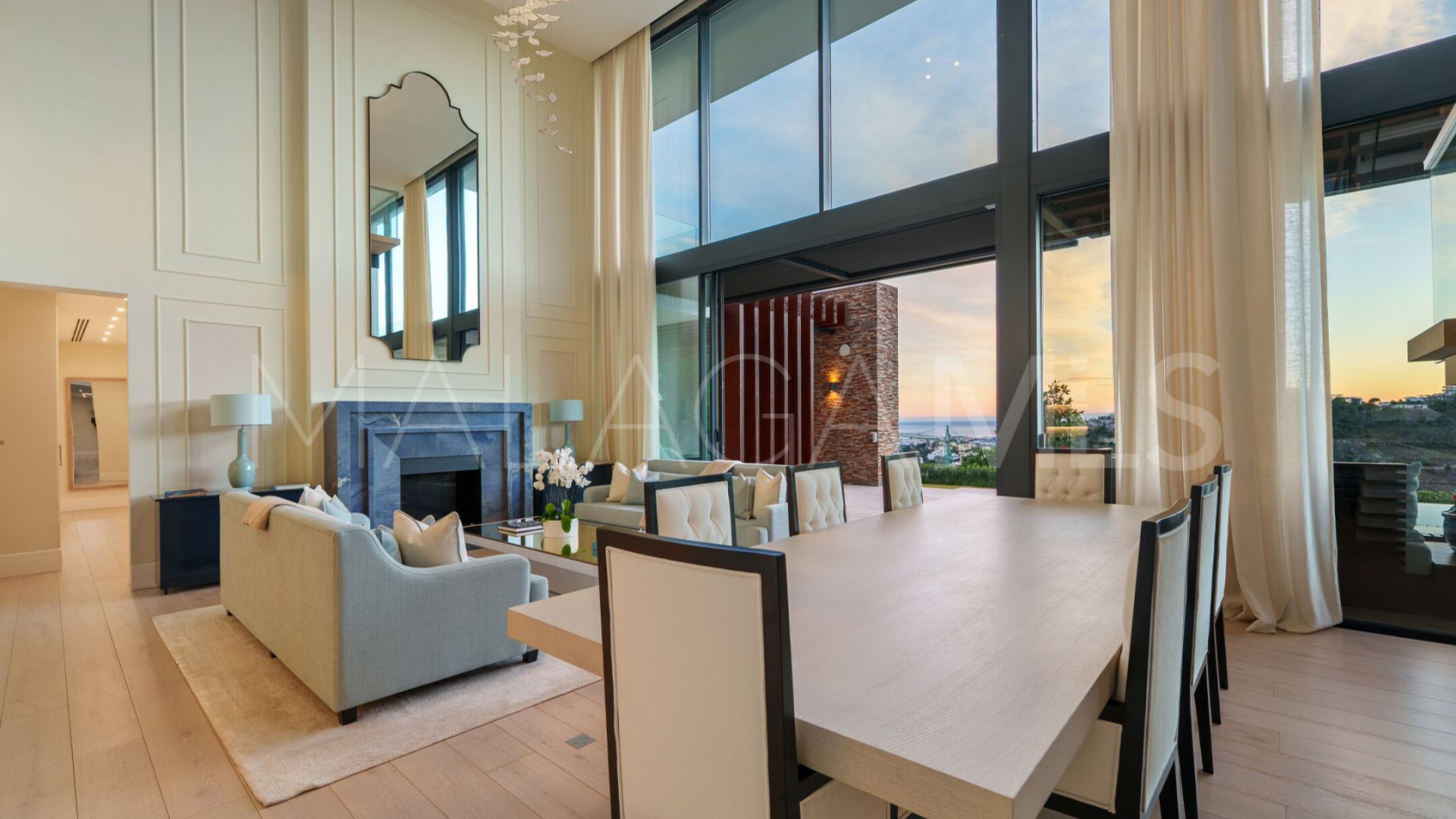 El Madroñal 5 bedrooms villa for sale