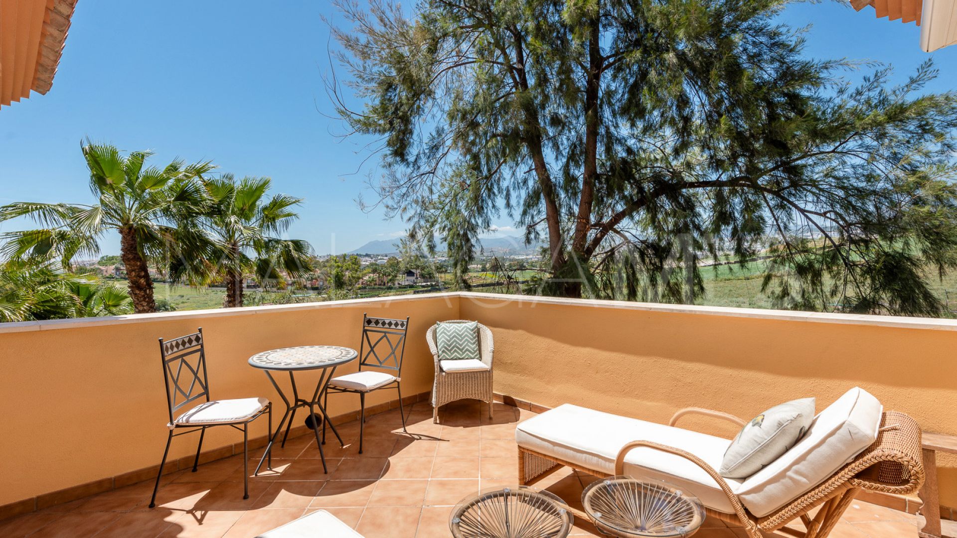 Buy apartamento with 3 bedrooms in Cumbres del Rodeo