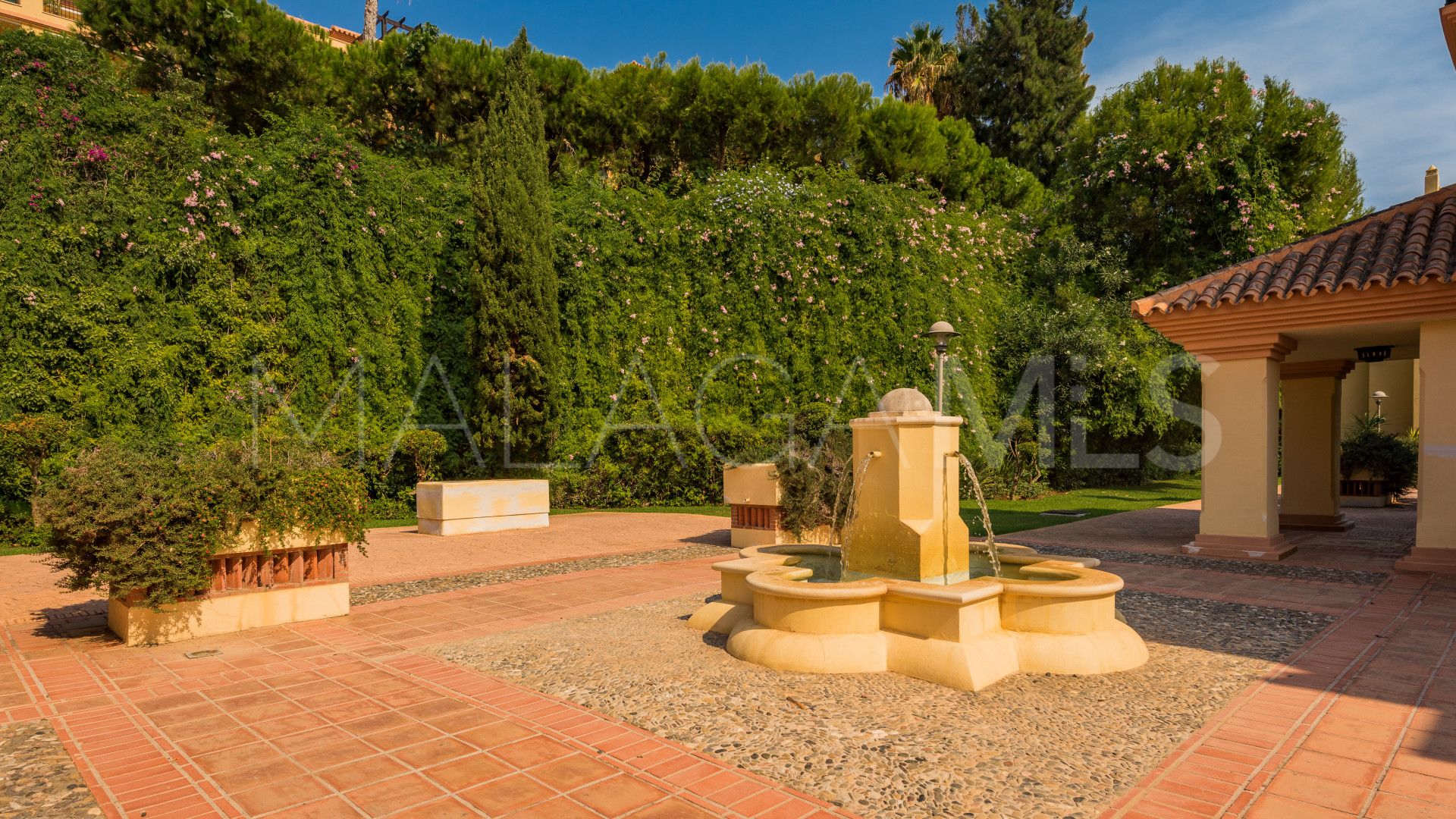 Buy apartamento with 3 bedrooms in Cumbres del Rodeo